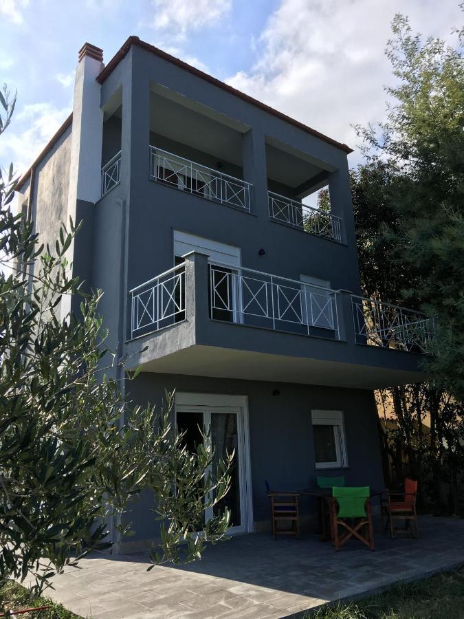 Modern House Casa de hóspedes Áfitos Exterior foto